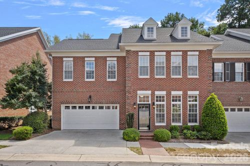 6415 Wakehurst Rd, Charlotte, NC, 28226-5569 | Card Image