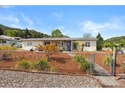 159 Nw Kristen Ct, Roseburg, OR, 97471 | Card Image
