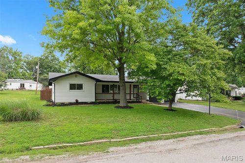 241 Sunset Dr, Belleville, IL, 62223-2917 | Card Image