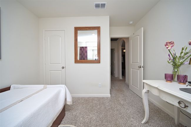 165 Cattlemans Creek Rd W, House other with 3 bedrooms, 2 bathrooms and null parking in Newark TX | Image 25