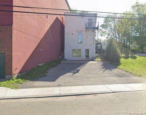 30 Millpond Pkwy, Monroe, NY, 10950-3534 | Card Image