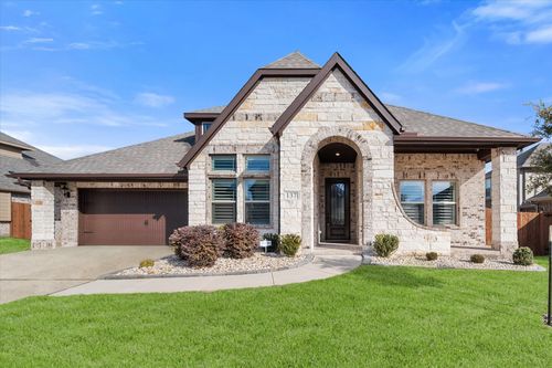 137 Fireberry Dr, Glenn Heights, TX, 75154-7979 | Card Image