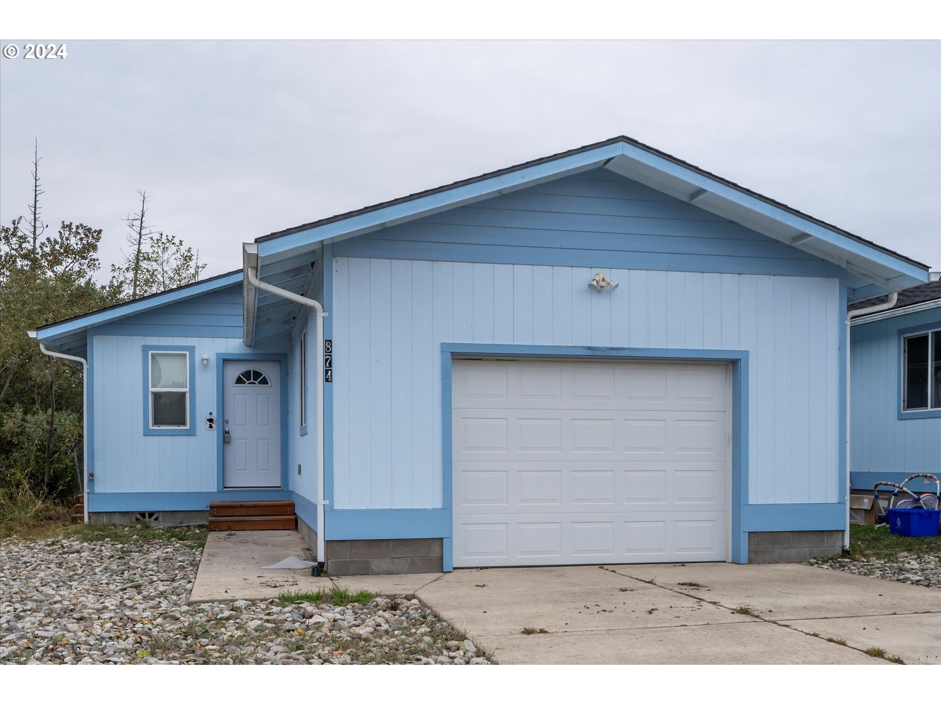 Kentucky Ave, Coos Bay, OR 97420