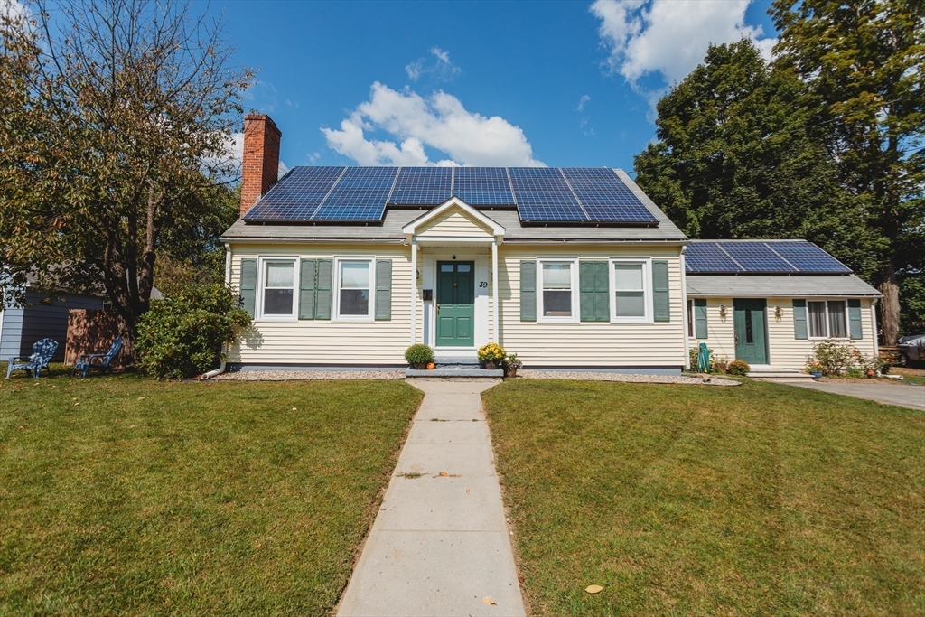 Cooke St, Greenfield, MA 01301