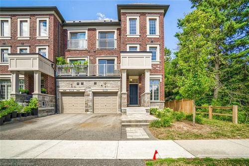 947 Finley Ave, Ajax, ON, L1S3V5 | Card Image