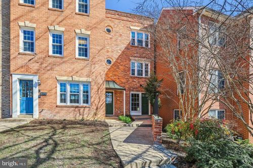 4427 Macarthur Blvd Nw, WASHINGTON, DC, 20007-2501 | Card Image