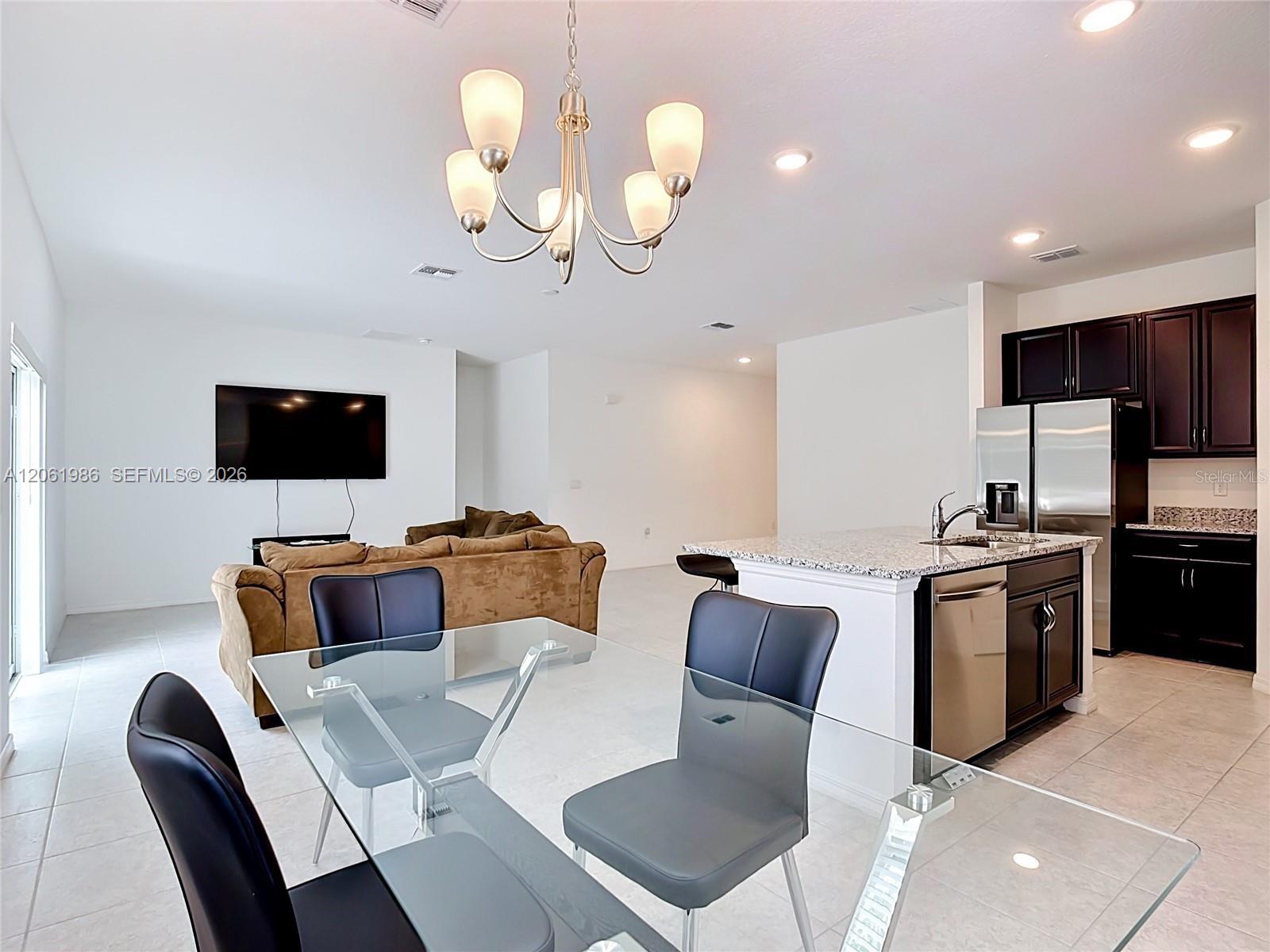 Residential in Poinciana 5