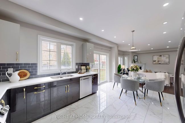 19 Creedon Cres, House other with 5 bedrooms, 4 bathrooms and 2 parking in Ajax ON | Image 19