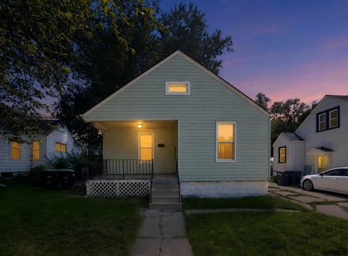 6107 Spencer St, Omaha, NE, 68104-3334 | Card Image