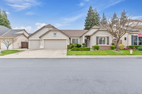 1800 Hemstead Ct, Modesto, CA, 95355-7862 | Card Image