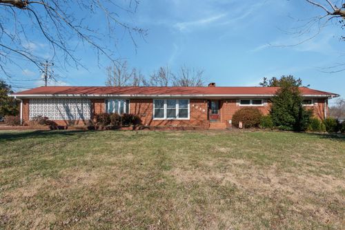 4018 Trotwood Ave, Columbia, TN, 38401-5051 | Card Image