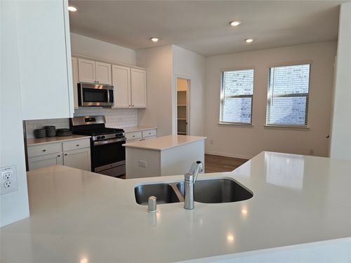 1103 Sassafras Dr, Princeton, TX, 75407-1270 | Card Image