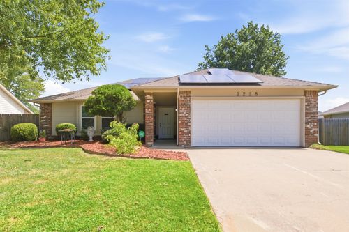 2228 W Natchez Street, Broken Arrow, OK, 74011 | Card Image