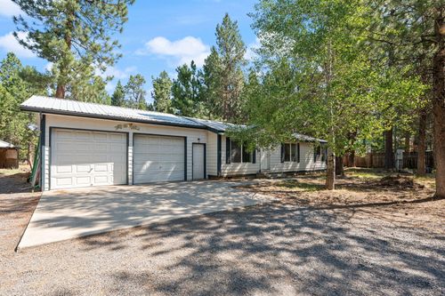 15660 Woodgreen Ct, La Pine, OR, 97739-9000 | Card Image