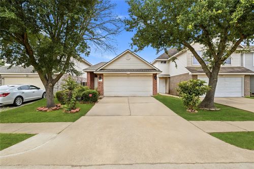7207 Calcutta Spring Dr, Houston, TX, 77083-8051 | Card Image