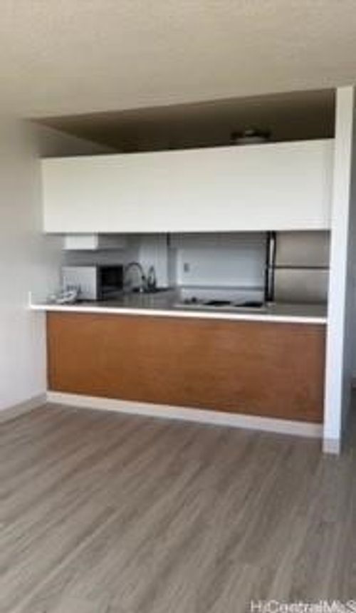 d1908-55 S Kukui St, Honolulu, HI, 96813-2367 | Card Image