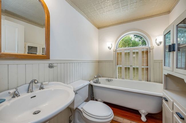 65 W Main St, House other with 4 bedrooms, 2 bathrooms and 10 parking in Groton MA | Image 19