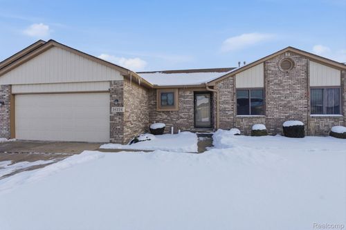 26224 Jackgrove Ln, Chesterfield, MI, 48051-2649 | Card Image