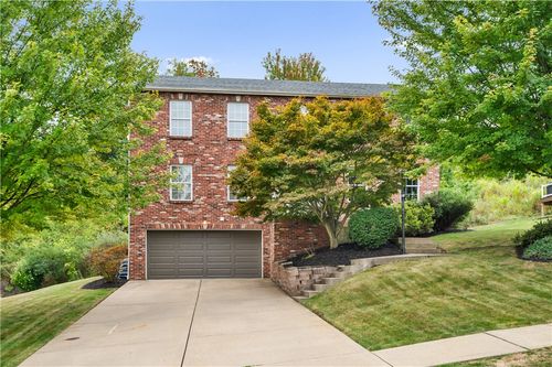 115 Maclaine Dr, Carnegie, PA, 15106-1589 | Card Image