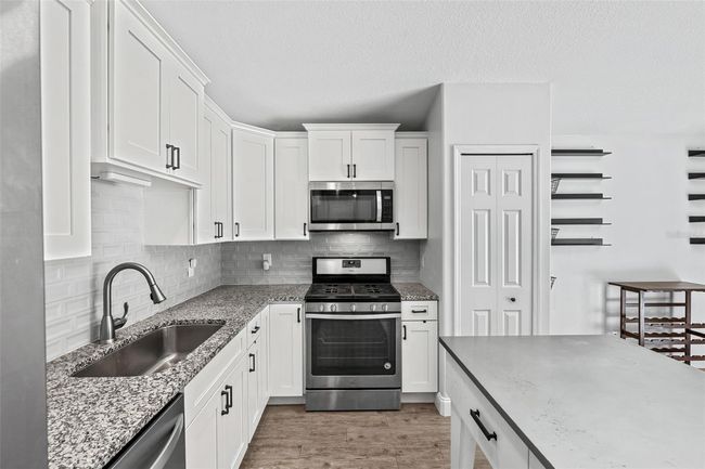 Kitchen | Image 7