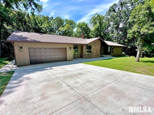 12006 W Sweetbriar Ln, Brimfield, IL, 61517-9496 | Card Image