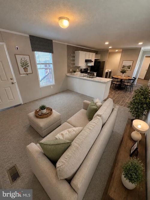 68 Ashwood Ln, Phoenixville, PA, 19460-2388 | Card Image