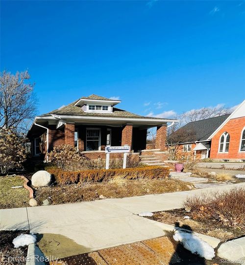 33432 Oakland St, Farmington, MI, 48335-3537 | Card Image