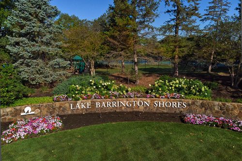 apt-a-331 Oak Hill Rd, Lake Barrington, IL, 60010-1686 | Card Image