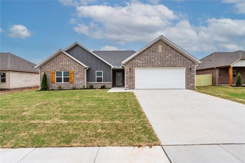 156 N Panther Ave, Farmington, AR, 72730-4038 | Card Image