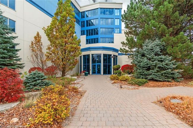 202 - 9 Pine St, House attached with 3 bedrooms, 2 bathrooms and 1 parking in Grand Bend ON | Image 5