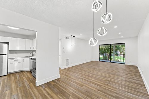 h210-3101 Oakland Shores Dr, Oakland Park, FL, 33309-5686 | Card Image