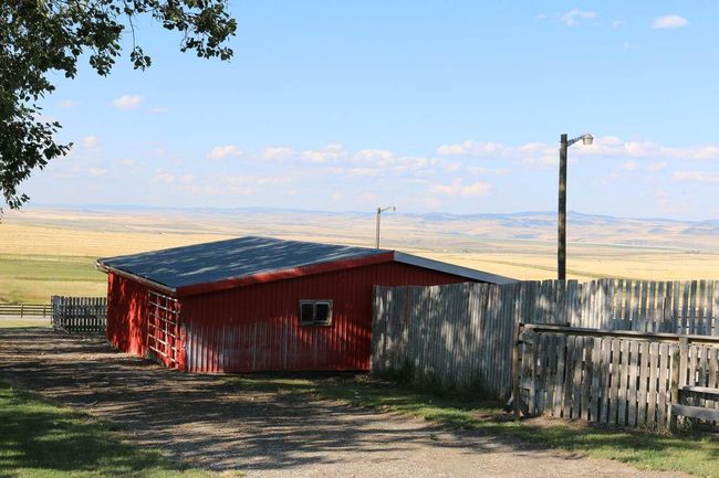 7132 Range Road 2 1 Range, House other with 3 bedrooms, 2 bathrooms and 6 parking in Lundbreck AB | Image 31