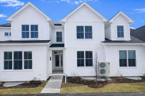 431 Old Farm Road, South Burlington, VT, 05403 | Card Image