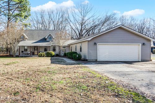 232 Rose Dr, Dyersburg, TN, 38024-8412 | Card Image