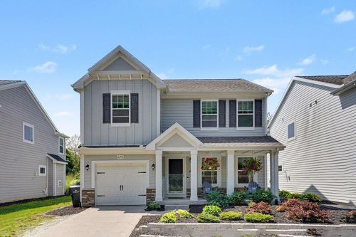 675 Meadow Dr, South Haven, MI, 49090-8646 | Card Image