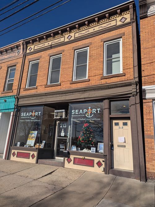 a-213 Liberty Sq, Norwalk, CT, 06855-1072 | Card Image