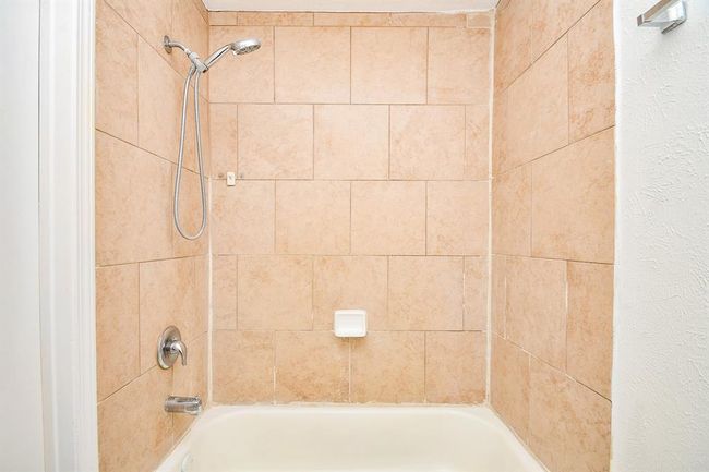 6915 Jeb Stuart Dr, House other with 3 bedrooms, 2 bathrooms and 1 parking in Richmond TX | Image 22