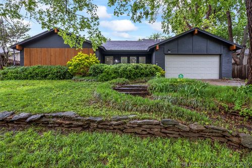 2938 E 77th St, Tulsa, OK, 74136-8723 | Card Image