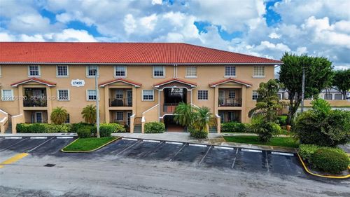 apt-203-17455 Nw 75th Pl, Hialeah, FL, 33015-7138 | Card Image