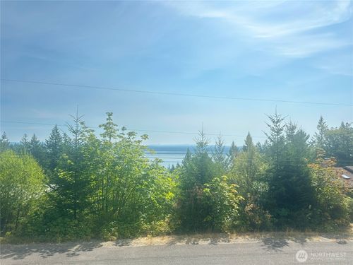 201 Tog Rd, Brinnon, WA, 98320-9616 | Card Image