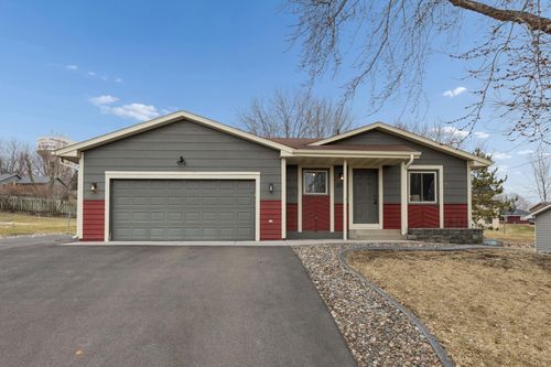 204 Grand Ave Ne, Saint Michael, MN, 55376-9722 | Card Image