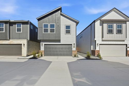 10010 Rustic Charm St, Houston, TX, 77080-1157 | Card Image