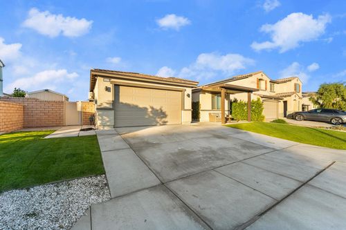 84458 Calle Larriva, Coachella, CA, 92236-7395 | Card Image