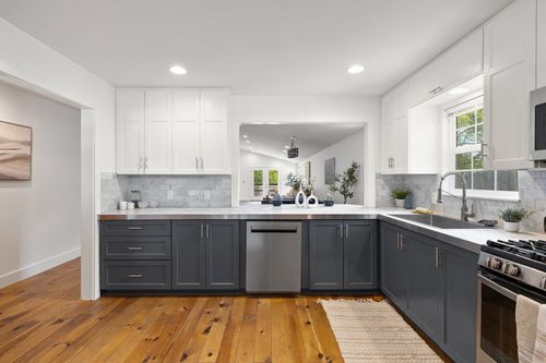 4709 Mount Vernon Dr, Austin, TX, 78745-1856 | Card Image