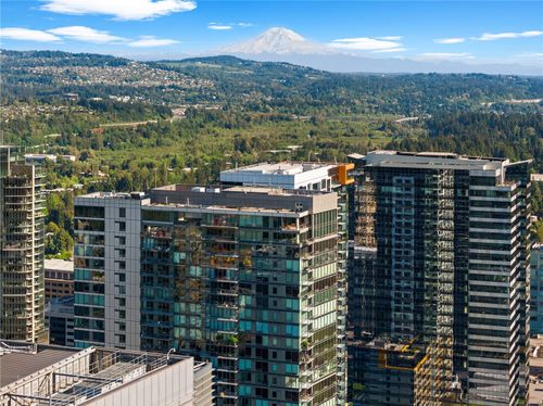 2301-650 Bellevue Way Ne, Bellevue, WA, 98004-5052 | Card Image
