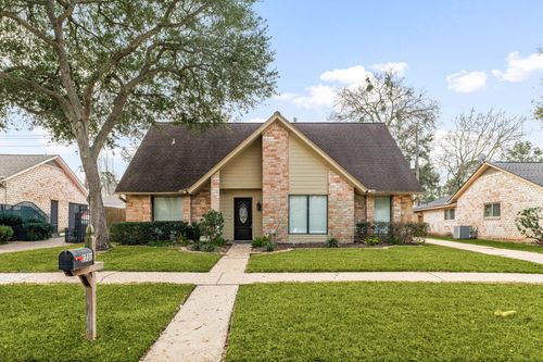 2731 Field Line Dr, Sugar Land, TX, 77479-1416 | Card Image