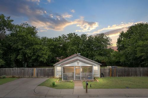 308 Short Street, Mansfield, TX, 76063 | Card Image