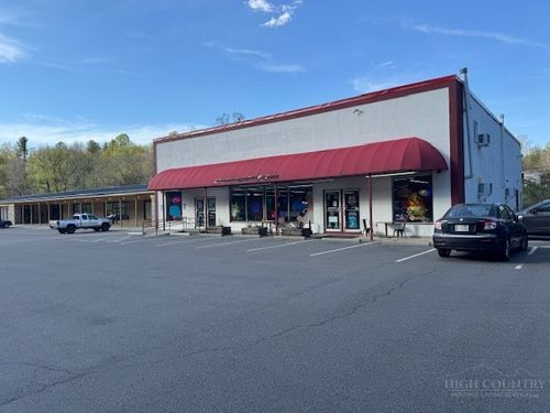 926 Business Hwy 221, West Jefferson, NC, 28694 | Card Image