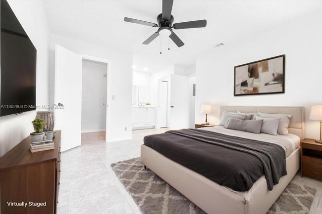 APT-713 - 3420 Pinewalk Dr N, Condo with 2 bedrooms, 1 bathrooms and null parking in Margate FL | Image 12