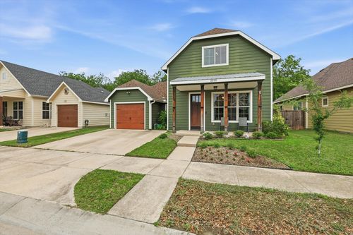 2513 Chebi Ln, Denton, TX, 76209-7832 | Card Image
